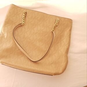 Michael Kors Tan Vinyl purse w/ gold chain detail